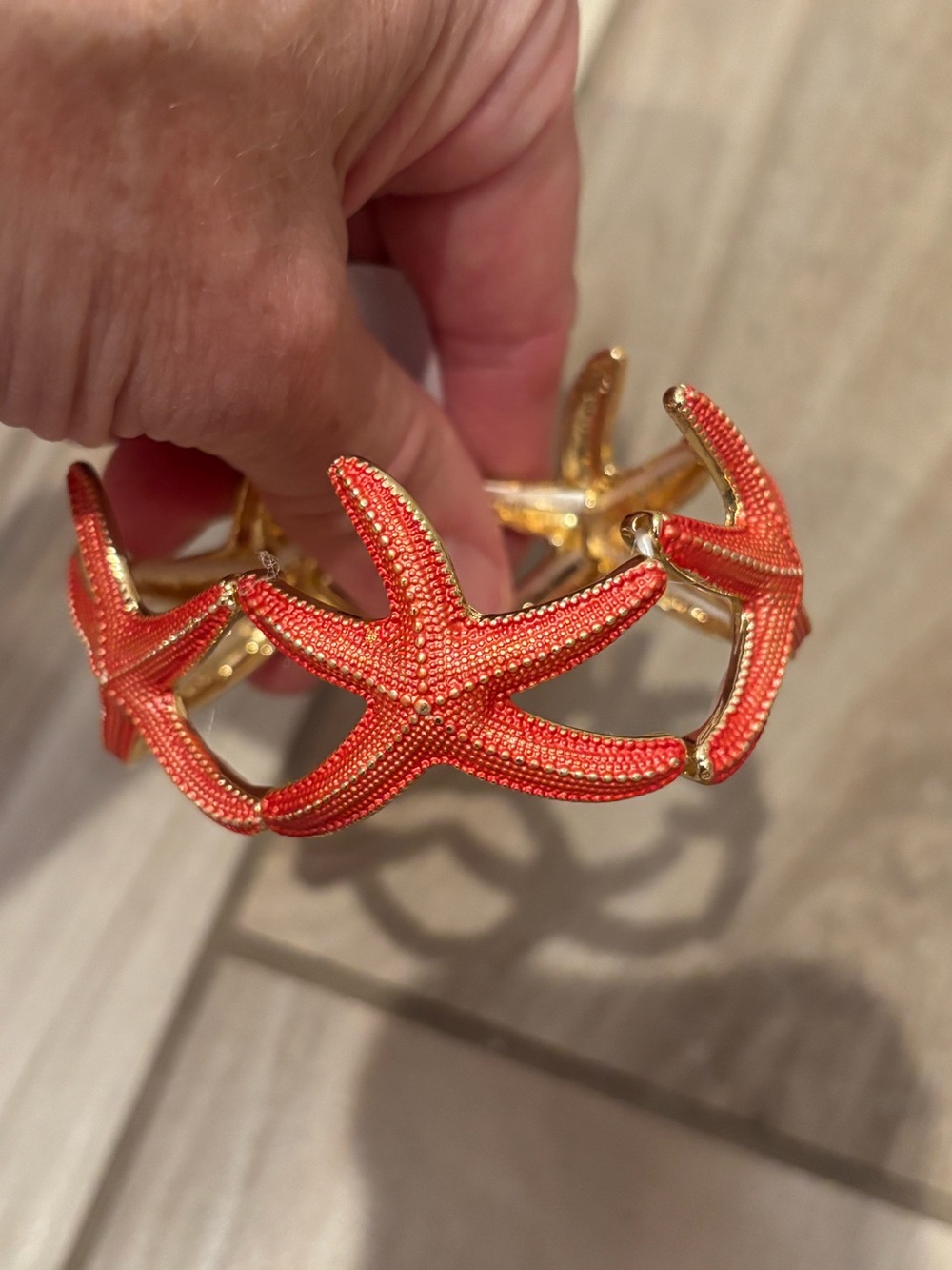 NWT Natasha gold coral Starfish stretch Bracelet